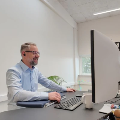 Indexed - Peter telefonsamtale med kunde